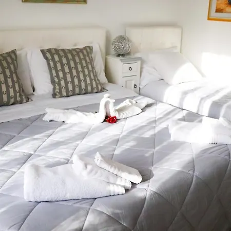 奥罗拉之家住宿加早餐酒店 3*