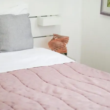 奥罗拉之家住宿加早餐酒店 3*