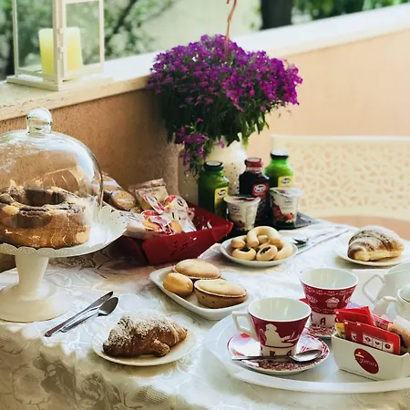 奥罗拉之家住宿加早餐酒店 3*