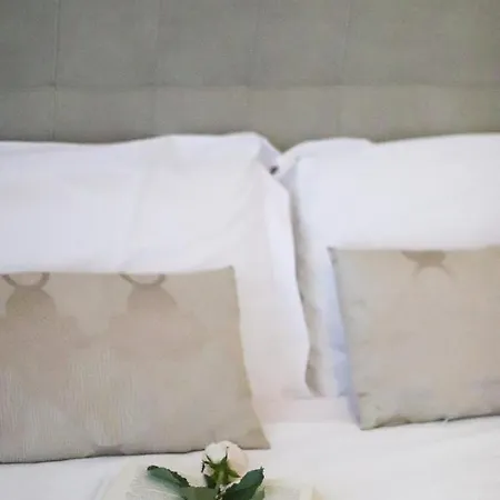 Bed and Breakfast Aurora 3*