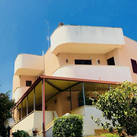 Bed & Breakfast Aurora 3*