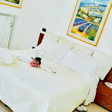 Bed and Breakfast Aurora 3*