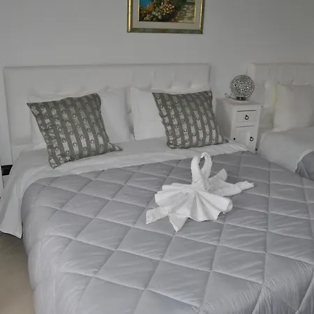 Bed and Breakfast Aurora Μπάρι